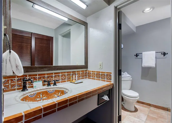 Hotel La & Casitas, An Ascend Collection
