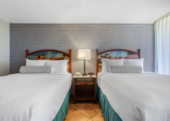 La & Casitas, An Ascend Collection Casas Adobes